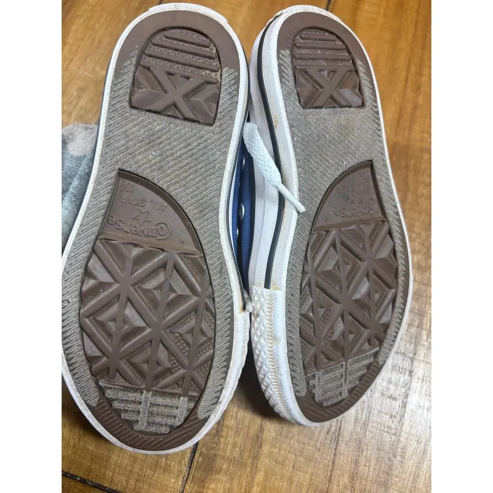 Boys chuck Taylor converse blue low top 10.5